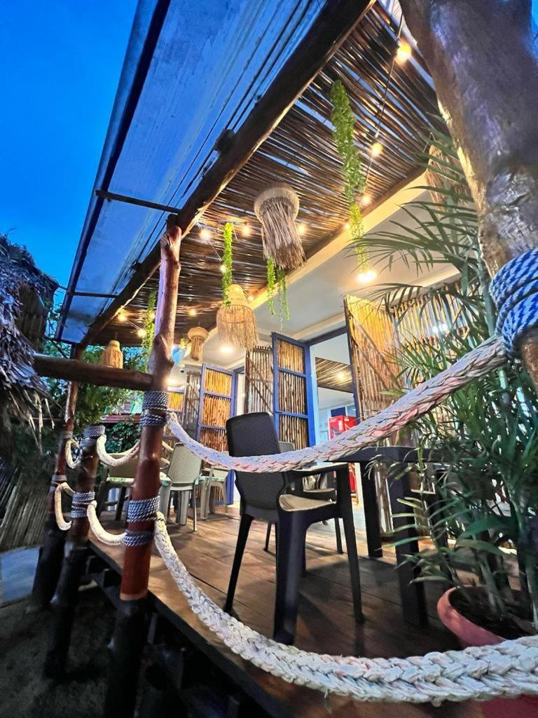 Hostel Beach House Rincon ภายนอก รูปภาพ