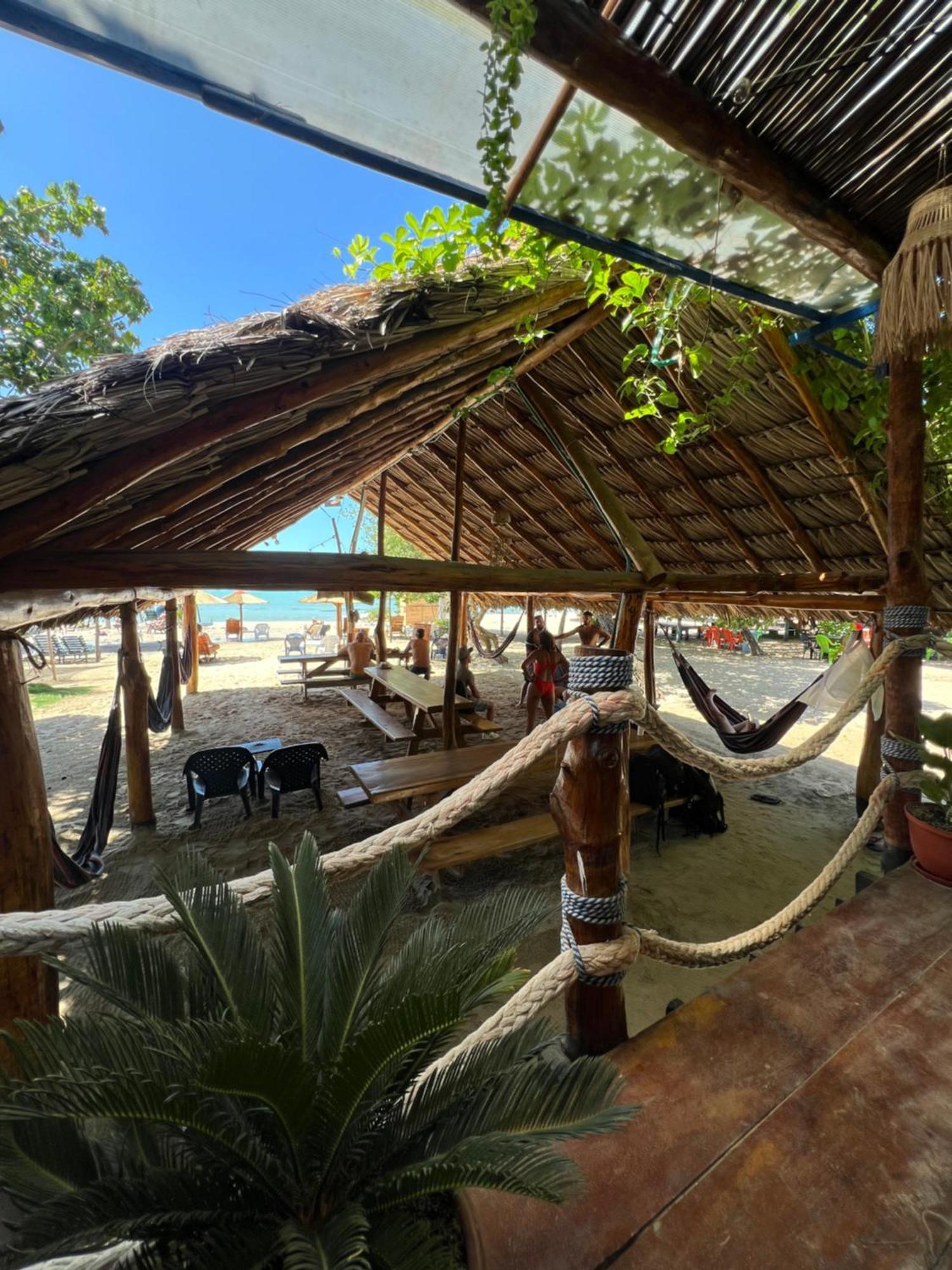 Hostel Beach House Rincon ภายนอก รูปภาพ