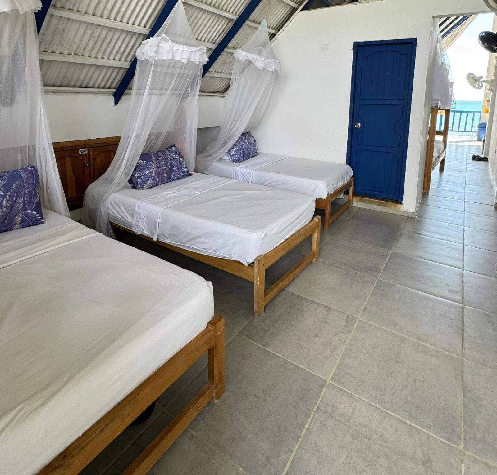 Hostel Beach House Rincon ภายนอก รูปภาพ
