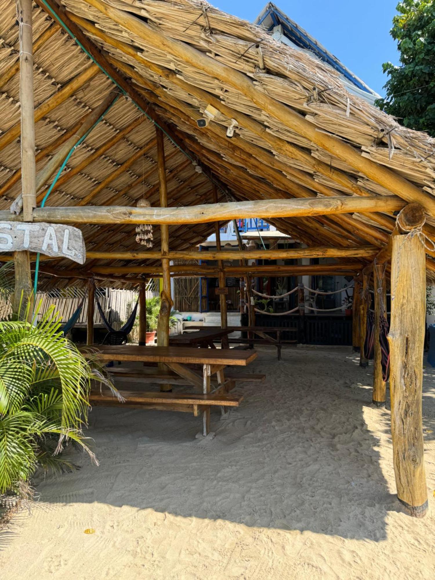 Hostel Beach House Rincon ภายนอก รูปภาพ